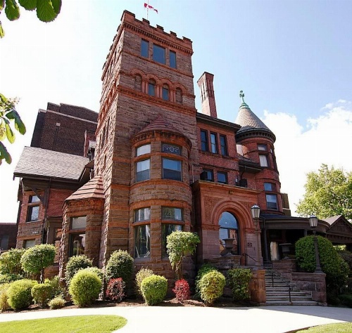 Staybridge Suites Hamilton - Downtown image 10